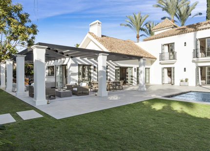 LUXURIOUS MEDITERRANEAN VILLA IN NUEVA ANDALUCÍA