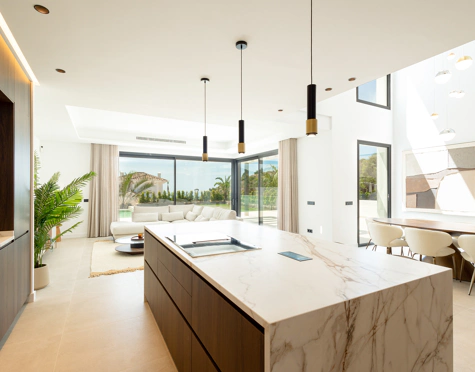 VILLA DE LUJO DE OBRA NUEVA EN LA COSTA DEL SOL