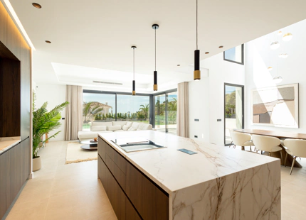 BRAND-NEW LUXURY VILLA ON THE COSTA DEL SOL