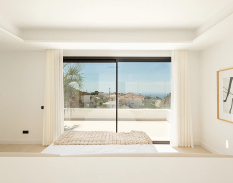 VILLA DE LUJO DE OBRA NUEVA EN LA COSTA DEL SOL