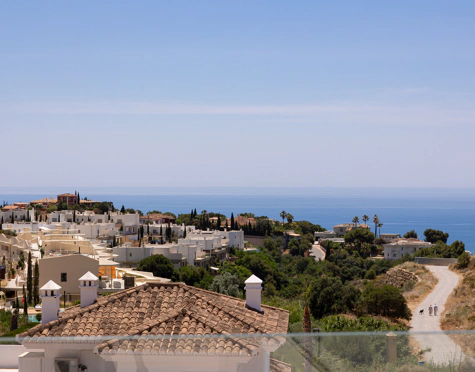VILLA DE LUJO DE OBRA NUEVA EN LA COSTA DEL SOL