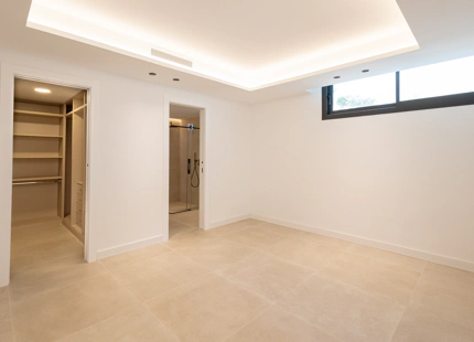 BRAND-NEW LUXURY VILLA ON THE COSTA DEL SOL