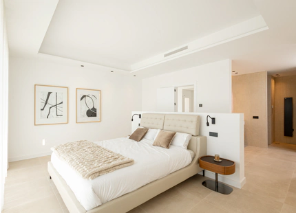 BRAND-NEW LUXURY VILLA ON THE COSTA DEL SOL