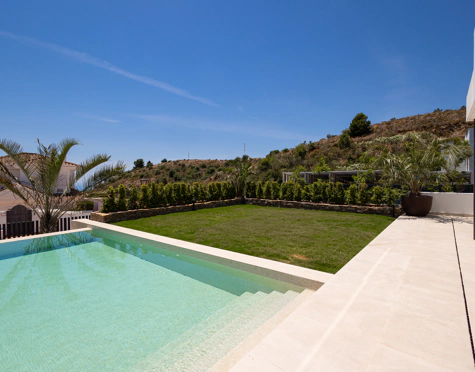 VILLA DE LUJO DE OBRA NUEVA EN LA COSTA DEL SOL