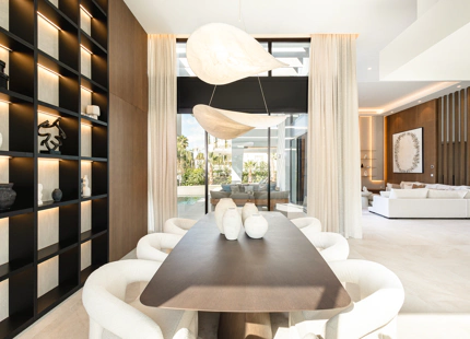 CONTEMPORARY LUXURY VILLA IN MARBELLA'S GOLF VALLEY