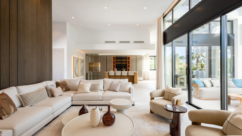 Villa for sale in Nueva Andalucia, Marbella