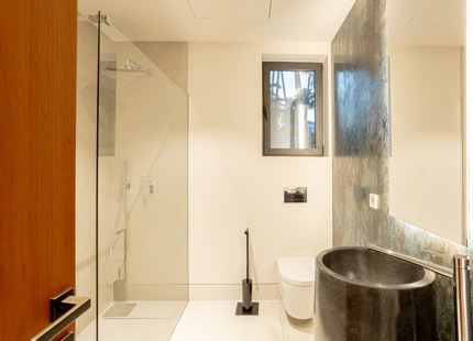 LUXURY CONTEMPORARY VILLA ON THE NEW GOLDEN MILE