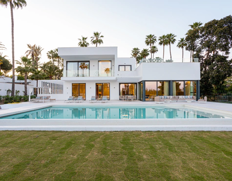 VILLA CONTEMPORÁNEA DE LUJO EN LA NEW GOLDEN MILE