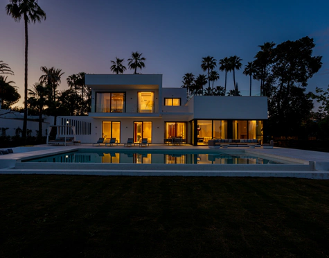 VILLA CONTEMPORÁNEA DE LUJO EN LA NEW GOLDEN MILE