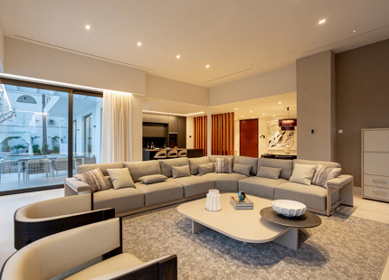 LUXURY CONTEMPORARY VILLA ON THE NEW GOLDEN MILE