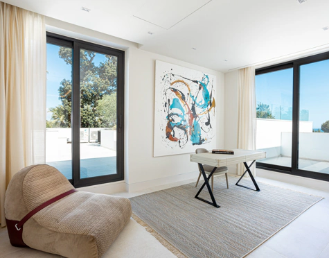 VILLA CONTEMPORÁNEA DE LUJO EN LA NEW GOLDEN MILE