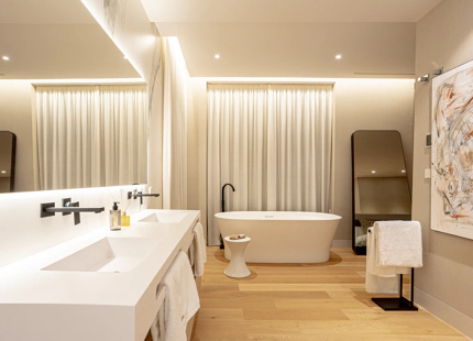 LUXURY CONTEMPORARY VILLA ON THE NEW GOLDEN MILE