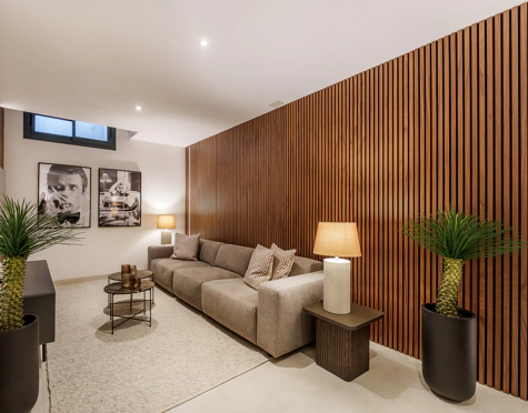MODERN BEACHSIDE SEMI-DETACHED HOUSE IN PUERTO BANÚS