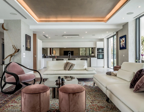 LUXURY SEA VIEW VILLA IN MARBELLA GOLDEN MILE