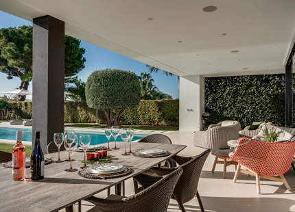 LUXURY SEA VIEW VILLA IN MARBELLA GOLDEN MILE