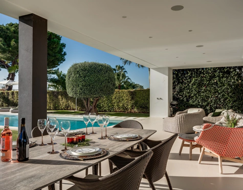 LUXURY SEA VIEW VILLA IN MARBELLA GOLDEN MILE