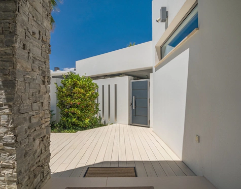LUXURY SEA VIEW VILLA IN MARBELLA GOLDEN MILE
