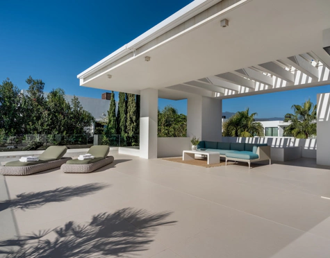 LUXURY SEA VIEW VILLA IN MARBELLA GOLDEN MILE