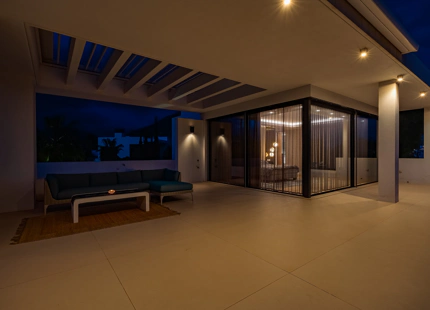 LUXURY SEA VIEW VILLA IN MARBELLA GOLDEN MILE