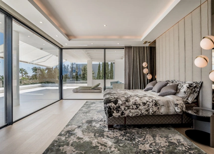 LUXURY SEA VIEW VILLA IN MARBELLA GOLDEN MILE