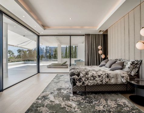 LUXURY SEA VIEW VILLA IN MARBELLA GOLDEN MILE
