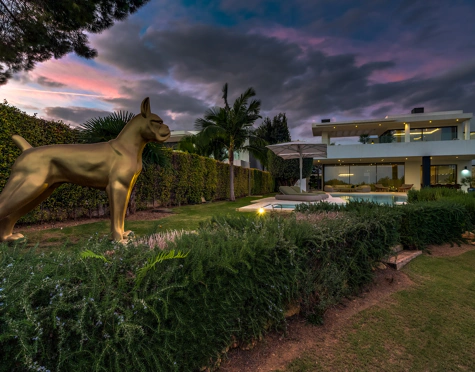 LUXURY SEA VIEW VILLA IN MARBELLA GOLDEN MILE