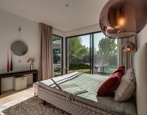 LUXURY SEA VIEW VILLA IN MARBELLA GOLDEN MILE