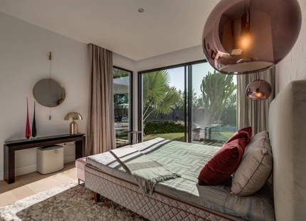 LUXURY SEA VIEW VILLA IN MARBELLA GOLDEN MILE