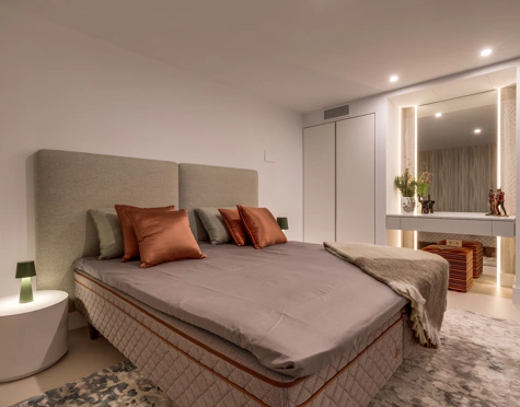 LUXURY SEA VIEW VILLA IN MARBELLA GOLDEN MILE