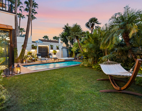 RENOVATED VILLA WITH EXCEPTIONAL OUTDOOR LIVING IN ATALAYA ISDABE