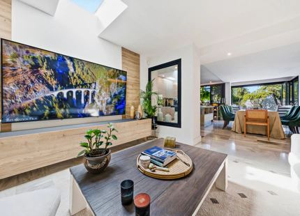RENOVATED VILLA WITH EXCEPTIONAL OUTDOOR LIVING IN ATALAYA ISDABE
