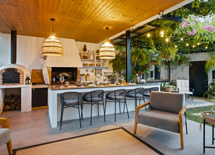 RENOVATED VILLA WITH EXCEPTIONAL OUTDOOR LIVING IN ATALAYA ISDABE