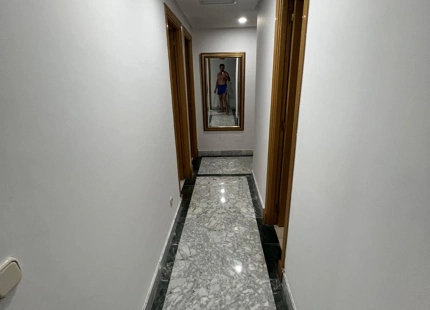 Three-bedroom apartment with terrace in Tembo, Puerto Banús.