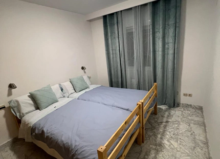Three-bedroom apartment with terrace in Tembo, Puerto Banús.