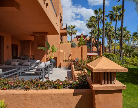 LUXURY RENOVATED GROUND FLOOR APARTMENT IN PUERTO BANÚS