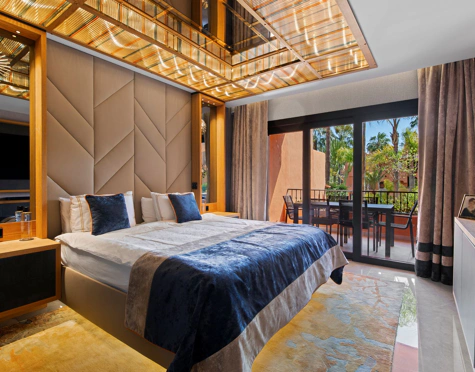 LUXURY RENOVATED GROUND FLOOR APARTMENT IN PUERTO BANÚS