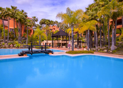 LUXURY RENOVATED GROUND FLOOR APARTMENT IN PUERTO BANÚS