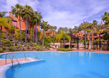 LUXURY RENOVATED GROUND FLOOR APARTMENT IN PUERTO BANÚS