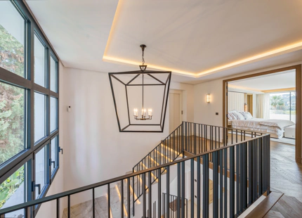 LUXURY CONTEMPORARY VILLA IN NUEVA ANDALUCÍA