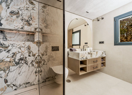 LUXURY CONTEMPORARY VILLA IN NUEVA ANDALUCÍA