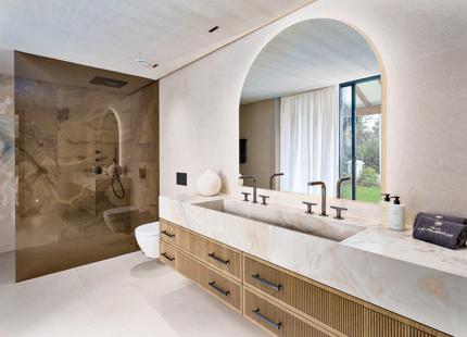 LUXURY CONTEMPORARY VILLA IN NUEVA ANDALUCÍA