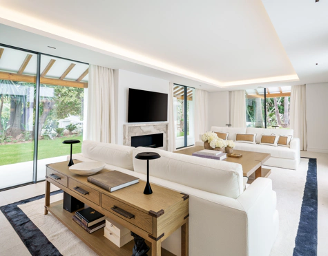 Villa en venta en Nueva Andalucia, Marbella