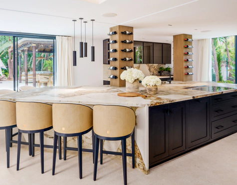 Villa en venta en Nueva Andalucia, Marbella