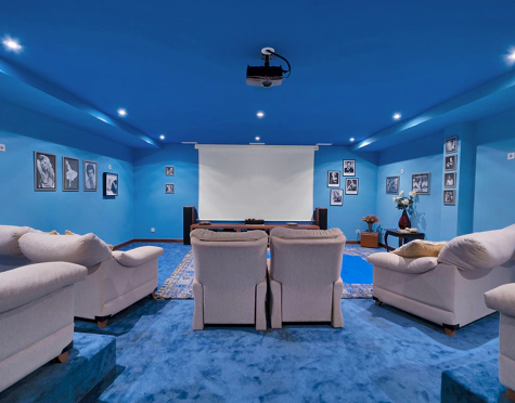 Villa for sale in Nueva Andalucia, Marbella