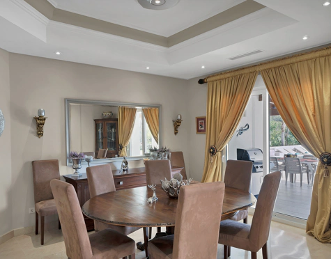 Villa for sale in Nueva Andalucia, Marbella
