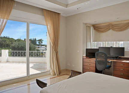 LUXURY ESTATE IN NUEVA ANDALUCÍA