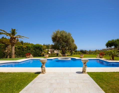 Villa for sale in Nueva Andalucia, Marbella