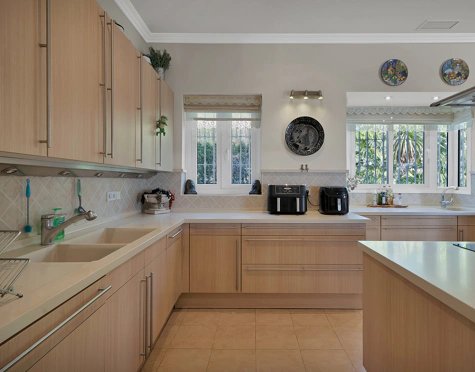 Villa for sale in Nueva Andalucia, Marbella