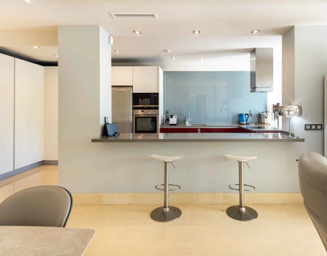 MODERN LUXURY GROUND FLOOR APARTMENT IN BENAHAVÍS
