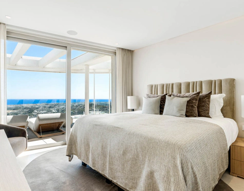 LUXURY DUPLEX PENTHOUSE IN LA QUINTA